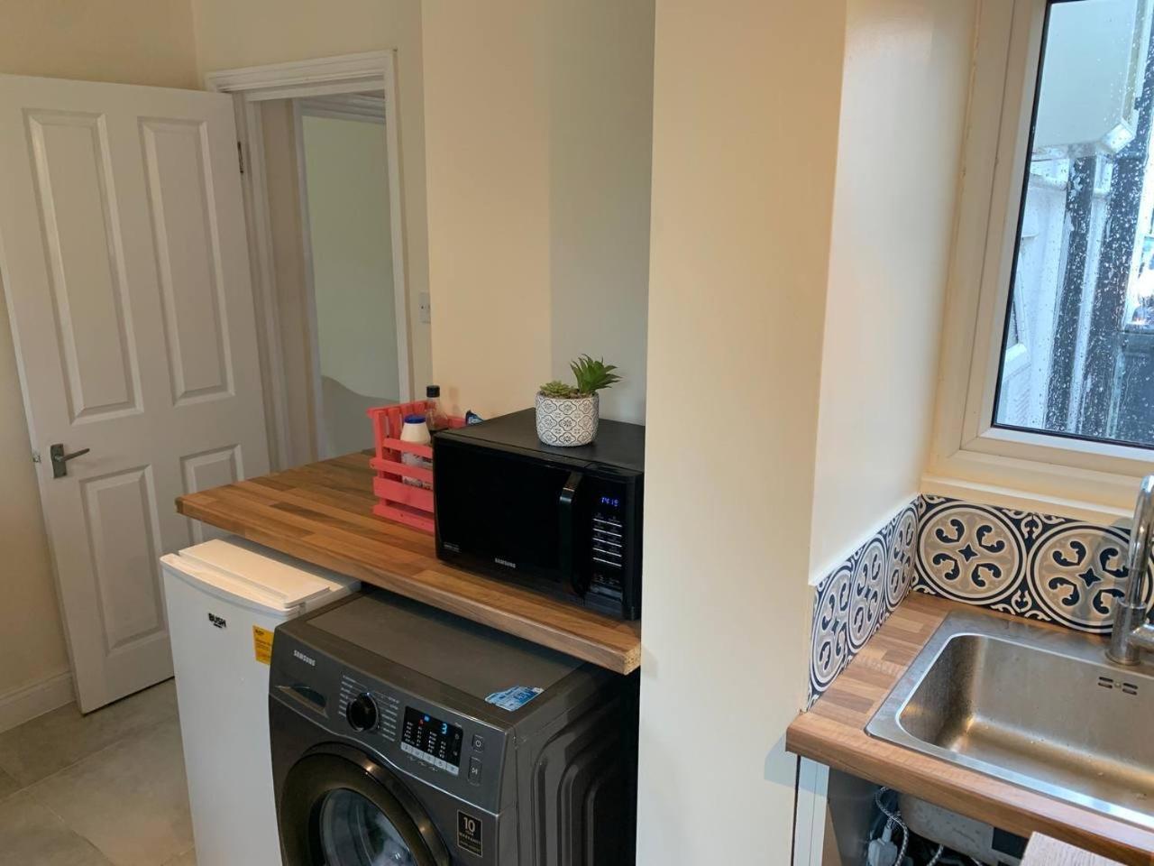 Lily Apartment Whetstone Bagian luar foto